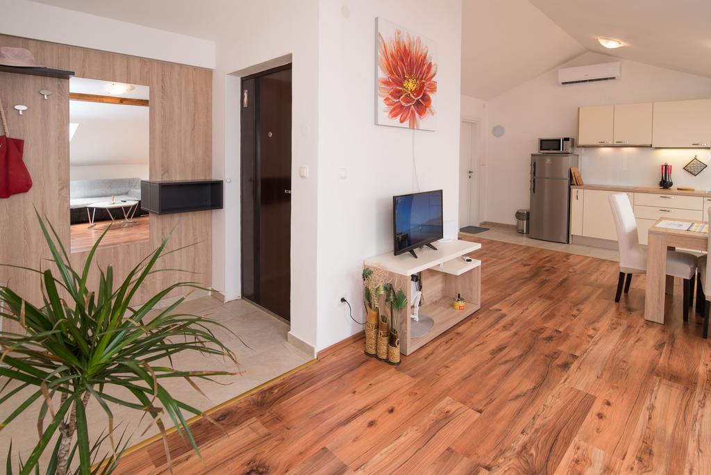 קרק Apartman Marinko מראה חיצוני תמונה